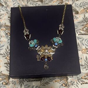 Logo Links Floral Gemstone Necklace